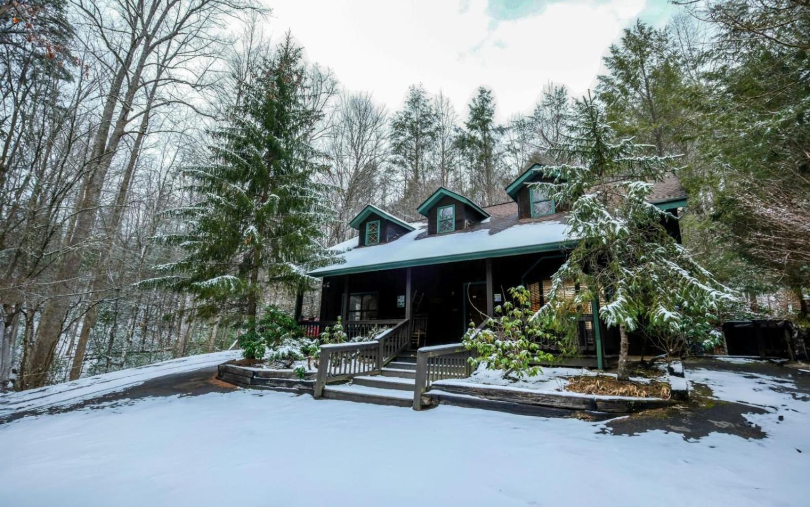 Adventure Lodge Gatlinburg Exterior foto
